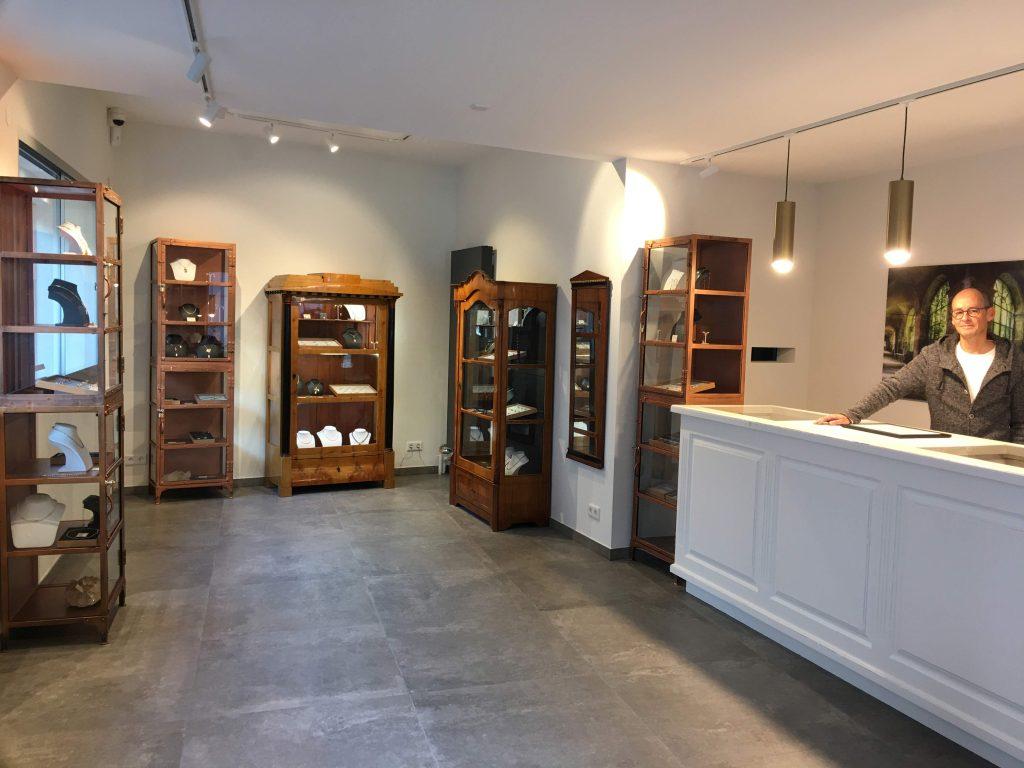 Der neue Innenraum von Schmuck am Ahrtor in Ahrweiler